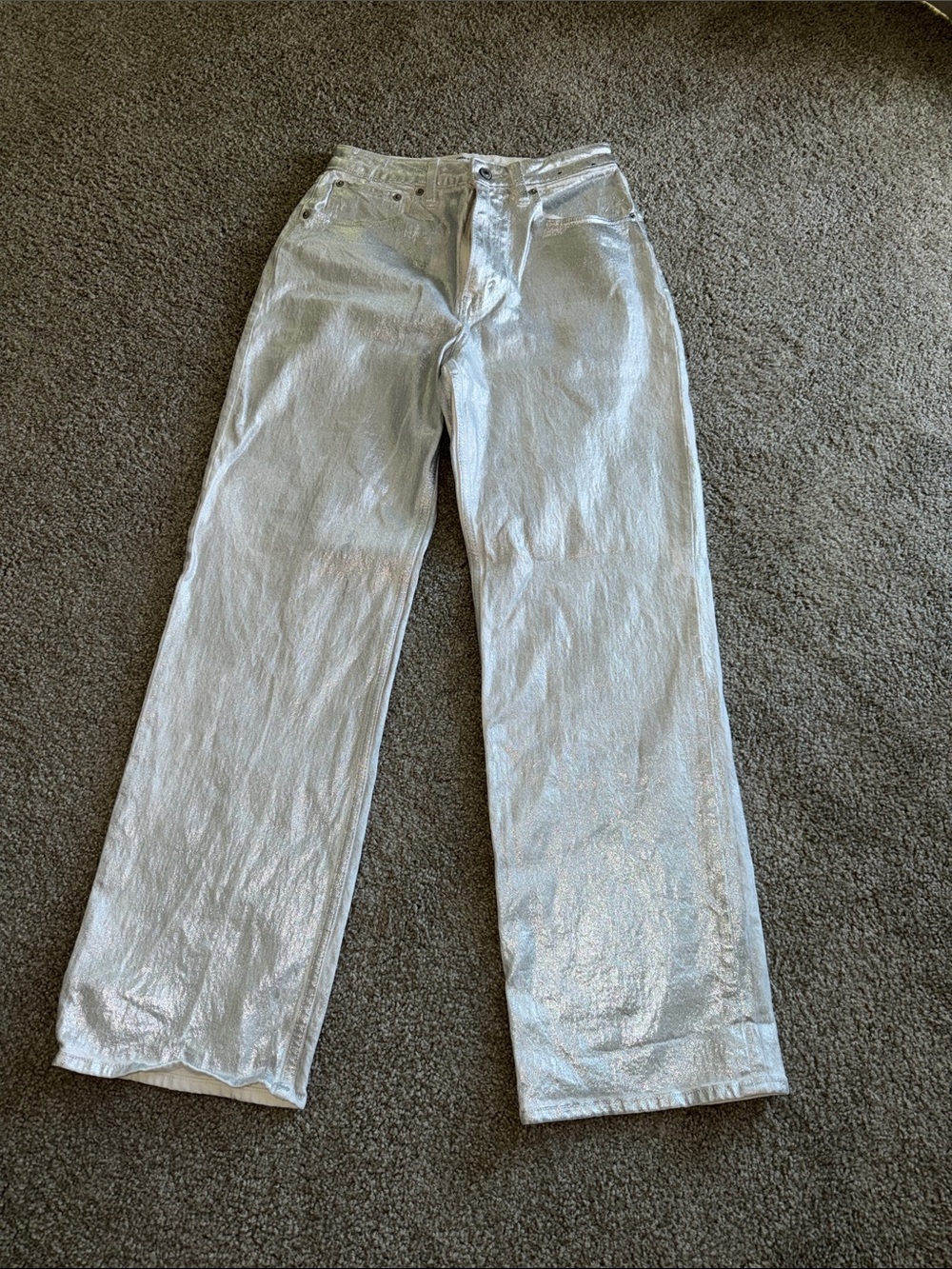 Abercrombie & Fitch Silver The 90s Relaxed Jean High-Rise